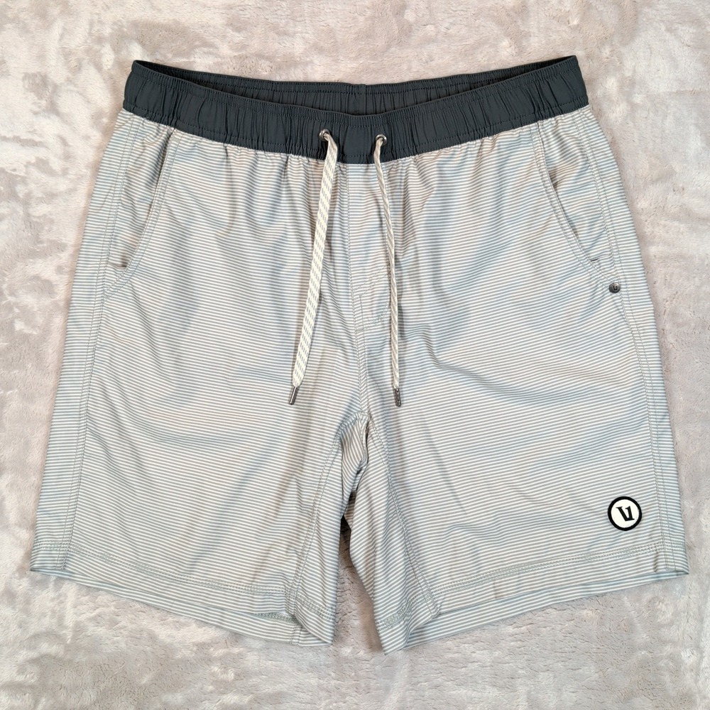 Vuori Kore Shorts Men L Gray White Striped Lined Athletic Gym Training Workout